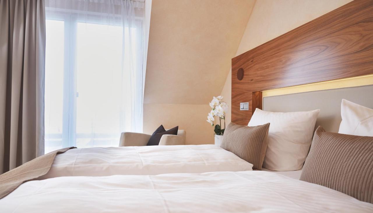 Kluet Hotel Hamelin Esterno foto