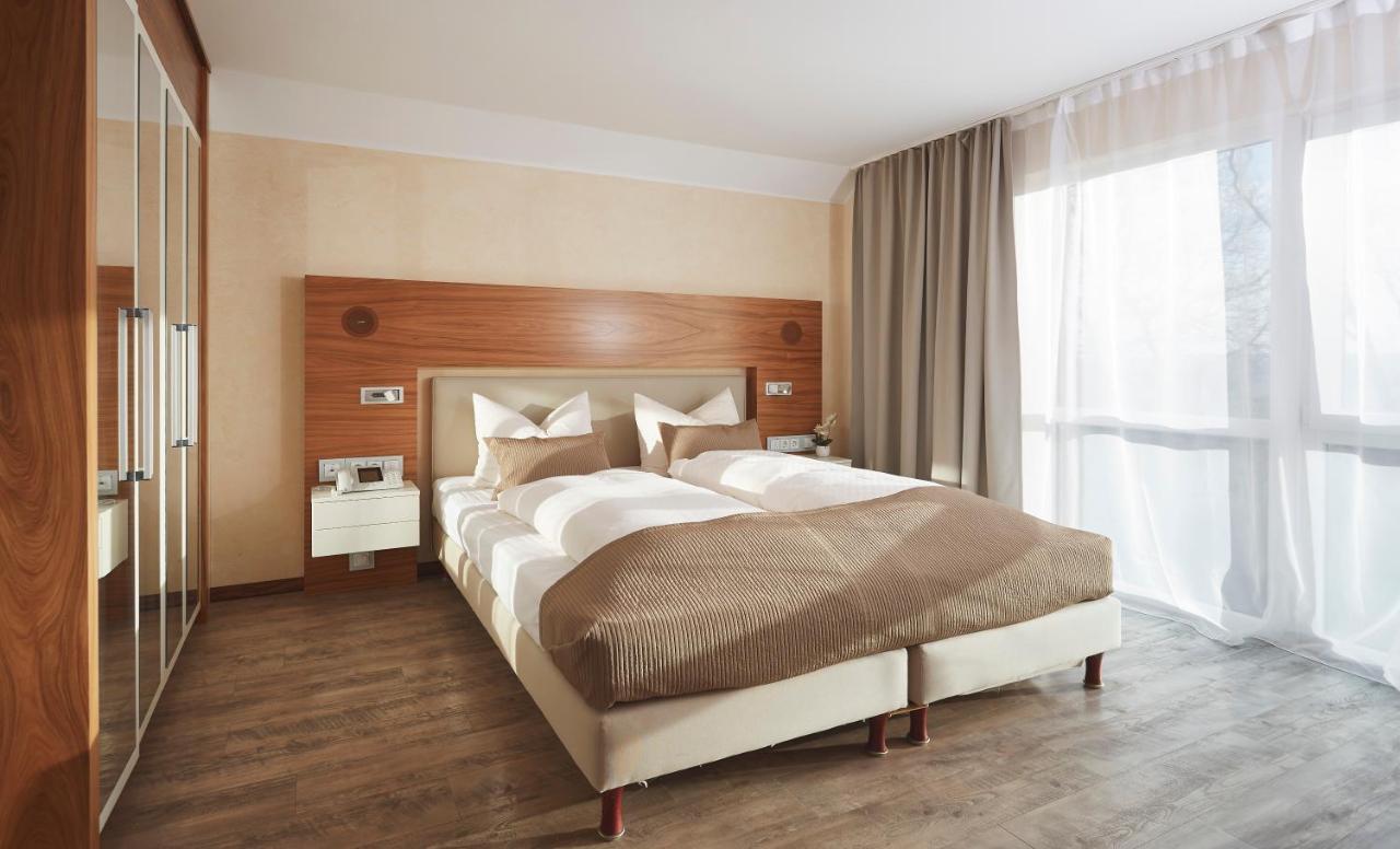 Kluet Hotel Hamelin Esterno foto